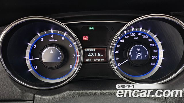 Hyundai Sonata 2013 — photo 8