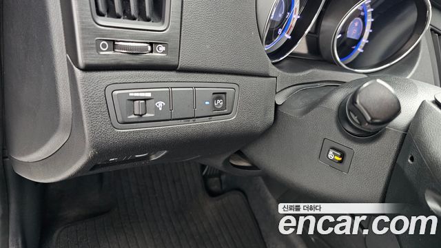 Hyundai Sonata 2013 — photo 16