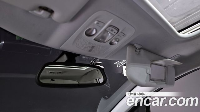Peugeot 2008 2015 — photo 19