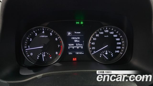 Hyundai AVANTE 2017 — photo 11