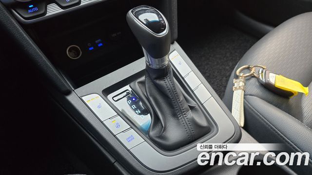 Hyundai AVANTE 2020 — photo 9