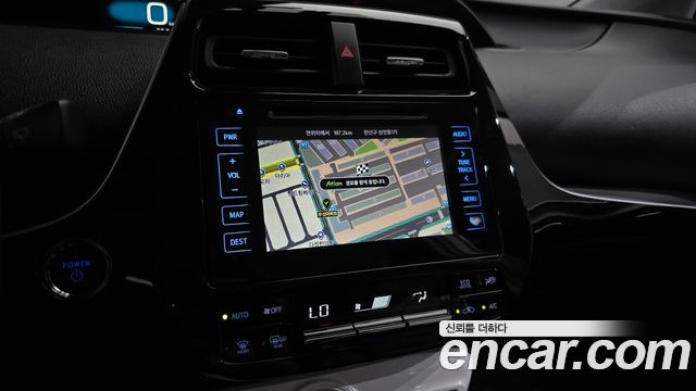 Toyota Prius 2018 — photo 19