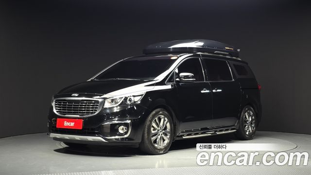 Kia Canival 2017 — photo 1