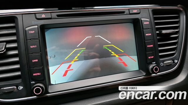 Kia Canival 2017 — photo 21