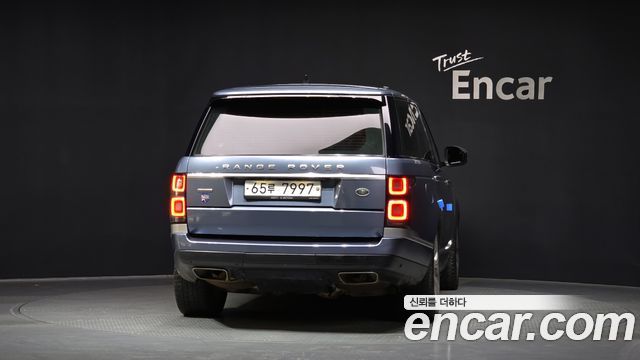 Land Rover Range Rover 2018 — photo 4