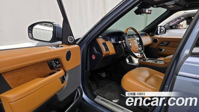 Land Rover Range Rover 2018 — photo 10