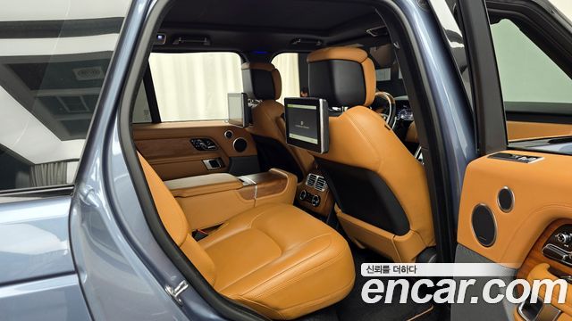 Land Rover Range Rover 2018 — photo 11