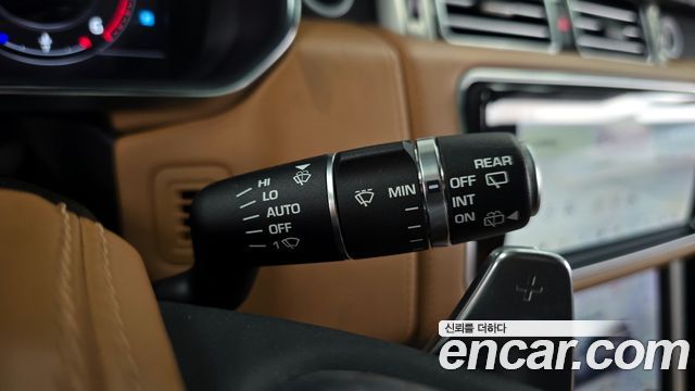 Land Rover Range Rover 2018 — photo 16
