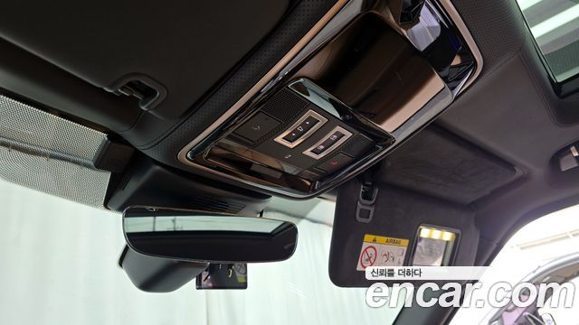 Land Rover Range Rover 2018 — photo 18