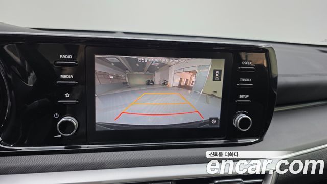 Kia K5 2022 — photo 16
