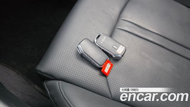 Kia K5 2022 — photo 19