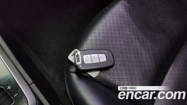 Hyundai Accent 2011 — photo 19