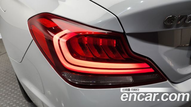 Genesis G70 2020 — photo 9