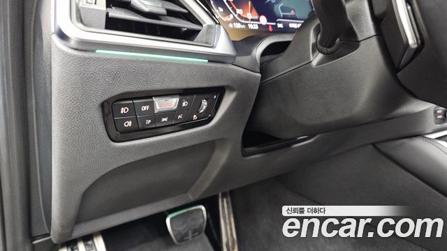 BMW 4-Series 2023 — photo 15