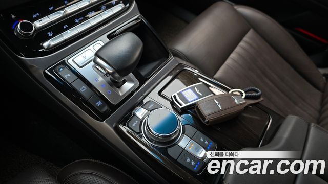 Genesis EQ900 2017 — photo 9