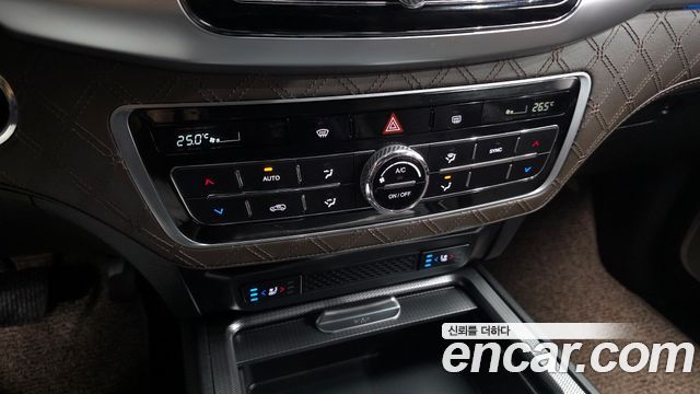 KG Mobility Rexton 2022 — photo 23