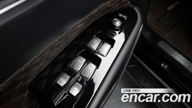 KG Mobility Rexton 2022 — photo 24
