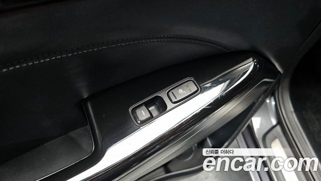 Kia K7 2016 — photo 25
