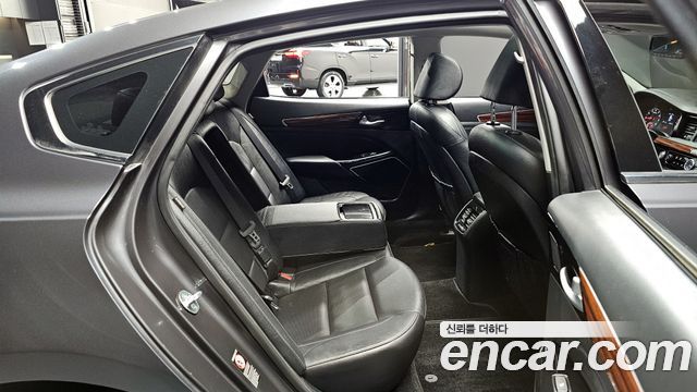 Kia K7 2016 — photo 16