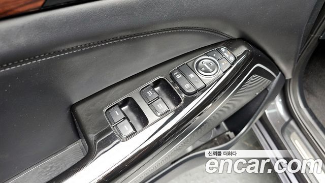 Kia K7 2016 — photo 30