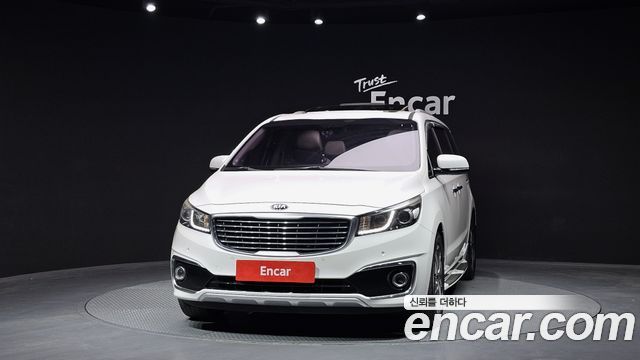 Kia Canival 2015 — photo 3