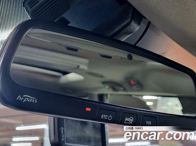 Kia Canival 2015 — photo 17