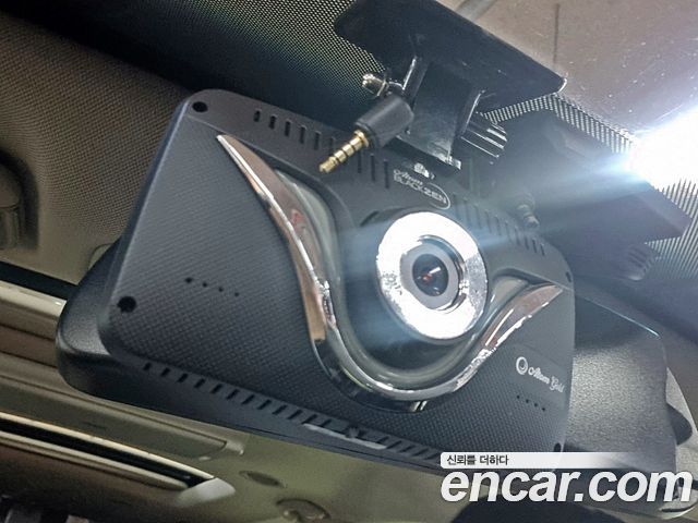 Kia Canival 2015 — photo 18