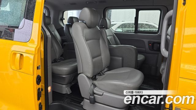 Hyundai Starex 2015 — photo 17
