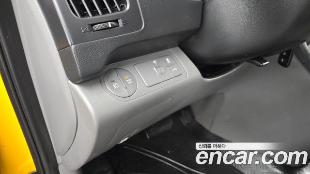 Hyundai Starex 2015 — photo 23