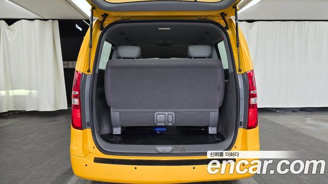Hyundai Starex 2015 — photo 26