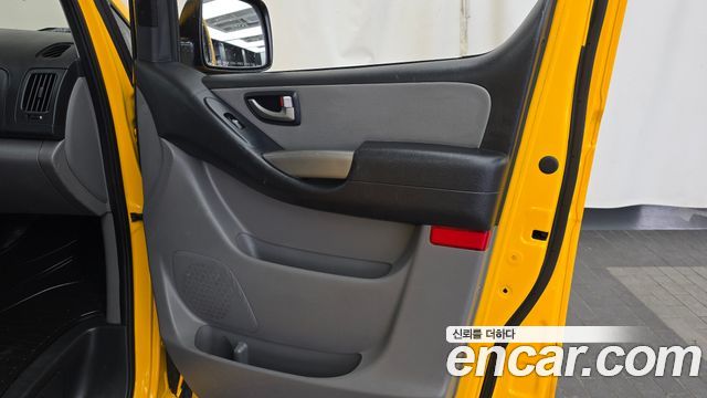 Hyundai Starex 2015 — photo 15
