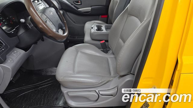 Hyundai Starex 2015 — photo 27
