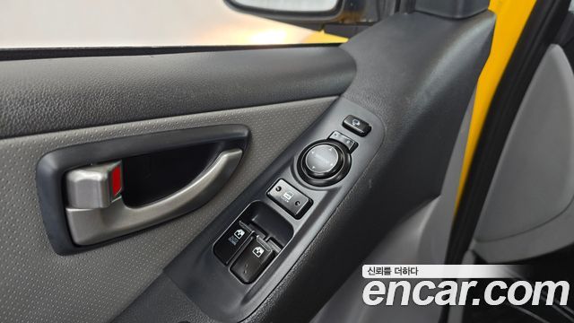 Hyundai Starex 2015 — photo 29