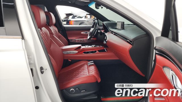 Genesis GV70 2021 — photo 16