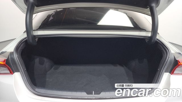 Kia K5 2021 — photo 22