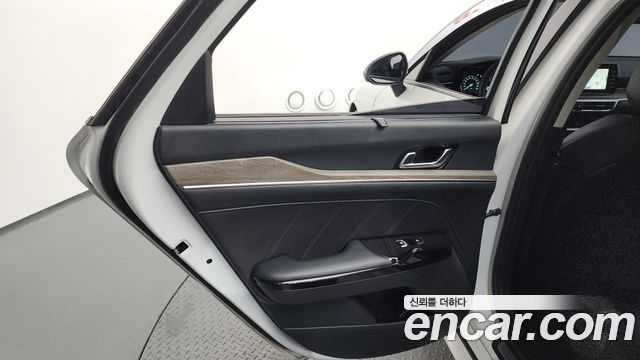 Kia K5 2021 — photo 15