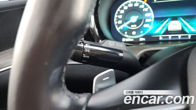 Kia K5 2021 — photo 28