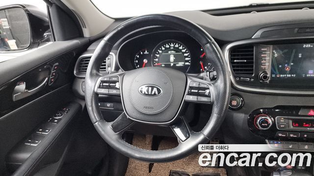 Kia Sorento 2019 — photo 20