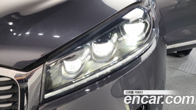 Kia Sorento 2019 — photo 8