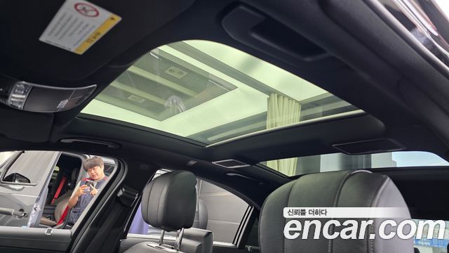 Mercedes-Benz S-Class 2016 — photo 17