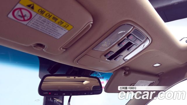 Kia Canival 2018 — photo 16