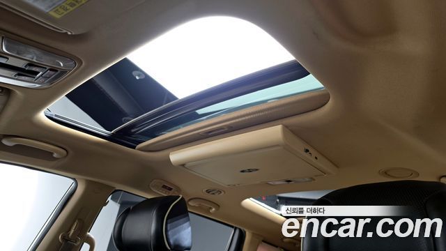 Kia Canival 2018 — photo 19