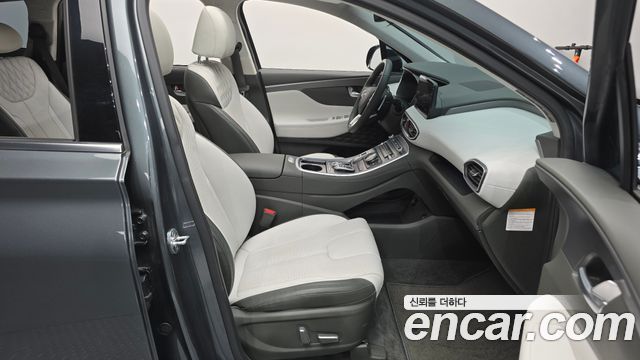 Hyundai Santafe 2022 — photo 17