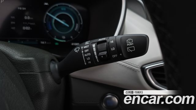 Hyundai Santafe 2022 — photo 22