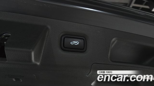 Hyundai Santafe 2022 — photo 26
