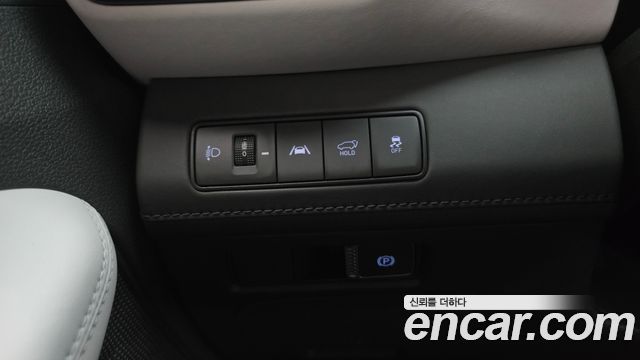 Hyundai Santafe 2022 — photo 28