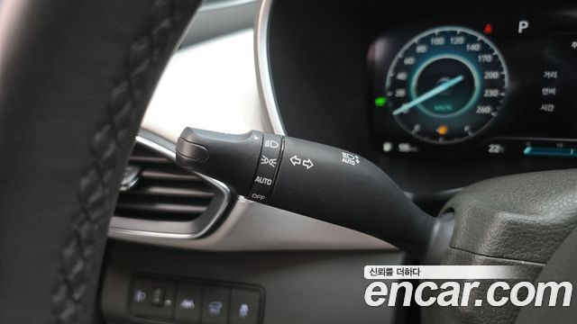 Hyundai Santafe 2022 — photo 30