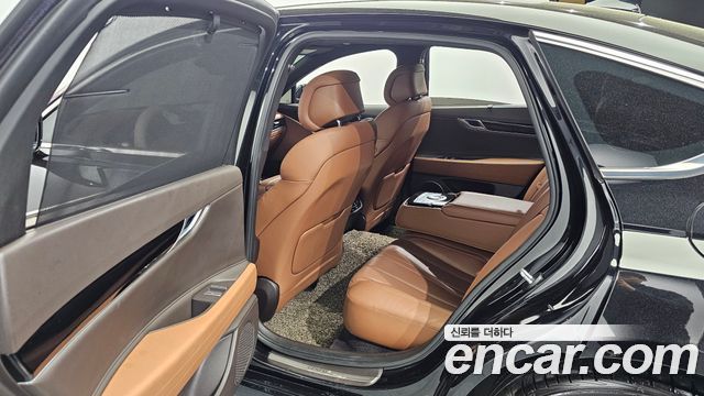 Genesis G80 2022 — photo 17