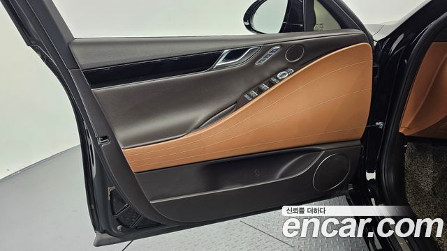 Genesis G80 2022 — photo 14