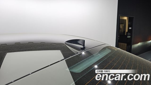Genesis G80 2022 — photo 33